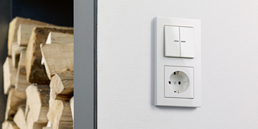 JUNG KNX Taster F 10 bei Elektro Robert Kramer Meisterbetrieb in Wörth